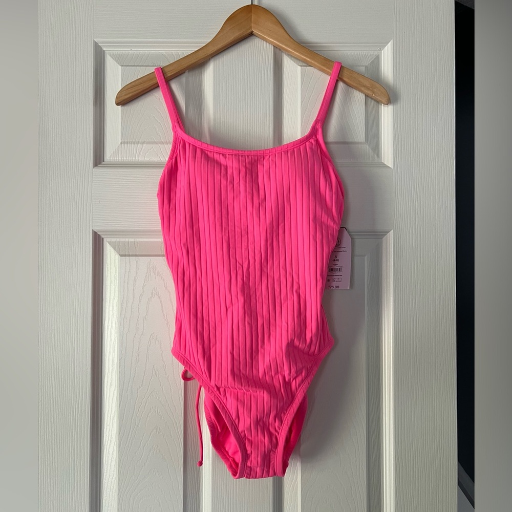 Time and Tru Pink Ribbed One-Piece Swimsuit – Size Small NWT